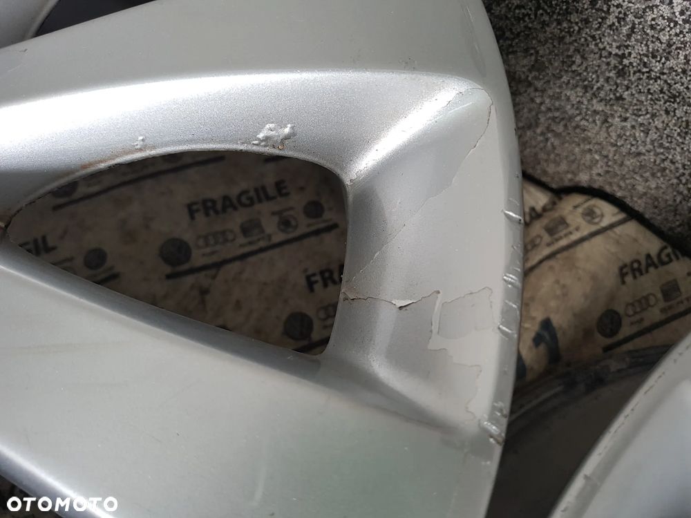 FELGI ALU ORYGINAŁ  OPEL ASTRA H ZAFIRA B MERIVA B 5X110  7jX17 ET35 - 15