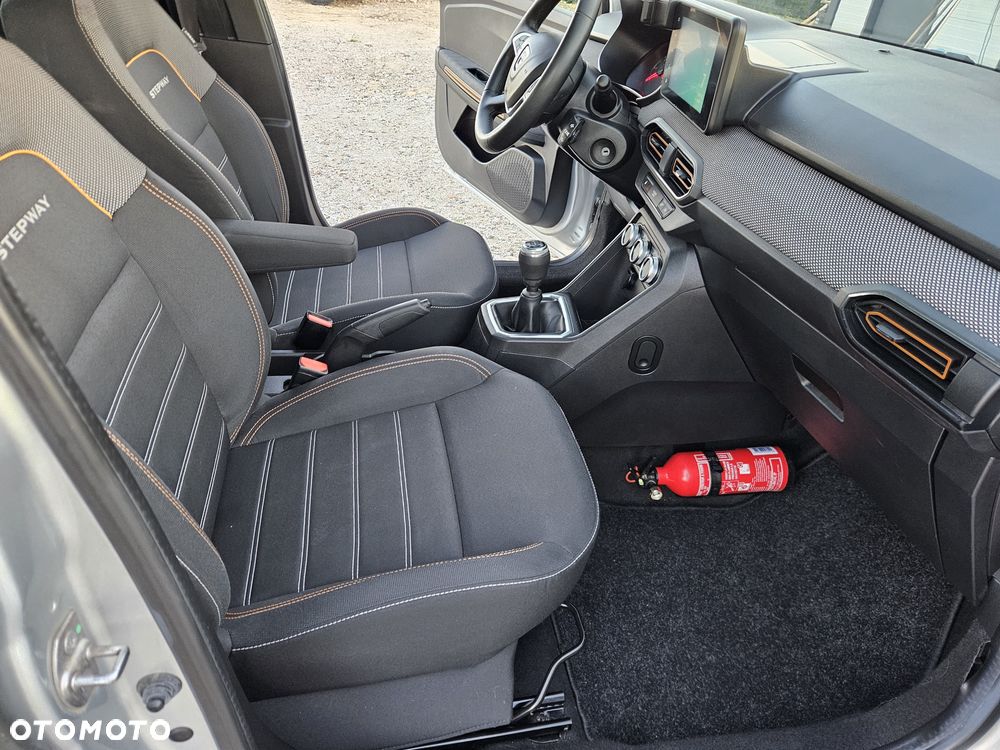 Dacia Sandero - 31