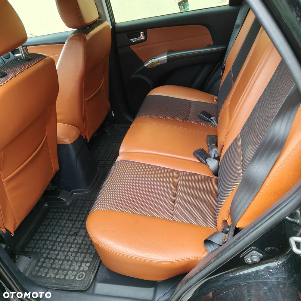 Kia Sportage 2.0 Expedition - 11