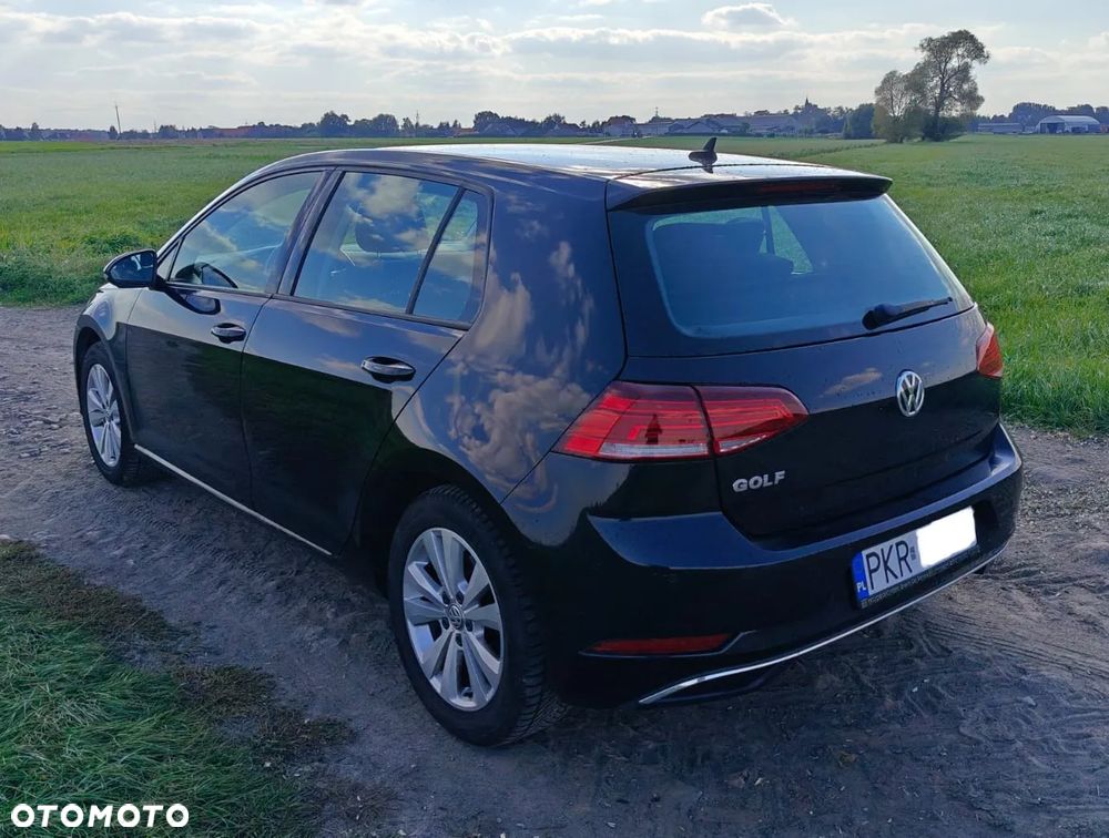 Volkswagen Golf - 3