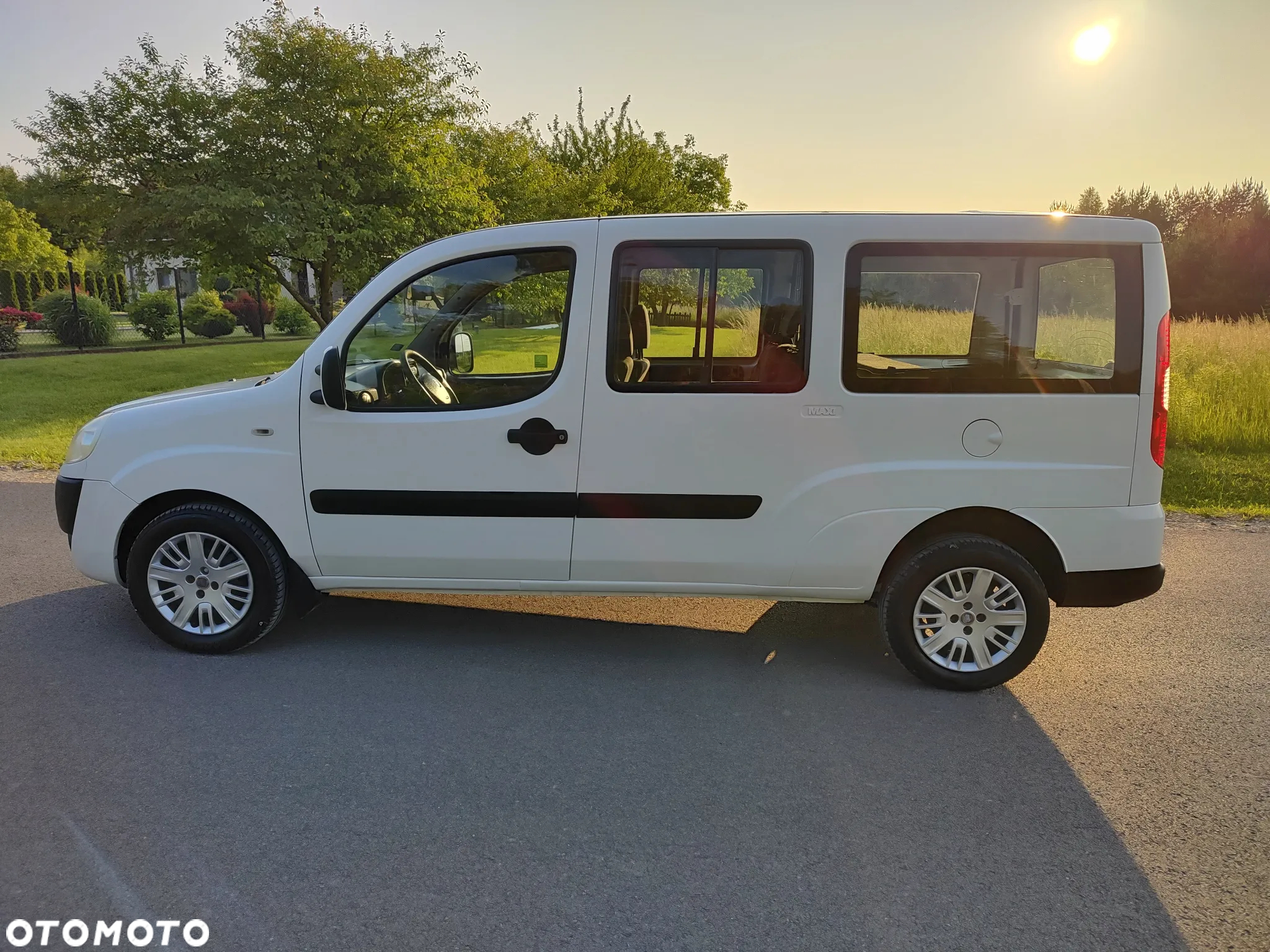 Fiat Doblo II 1.9 JTD Active - 27