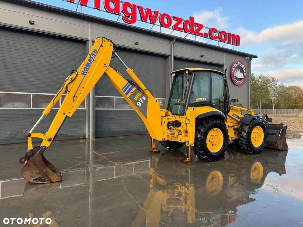 Komatsu WB97S - 5