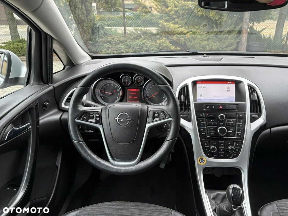 Opel Astra - 16