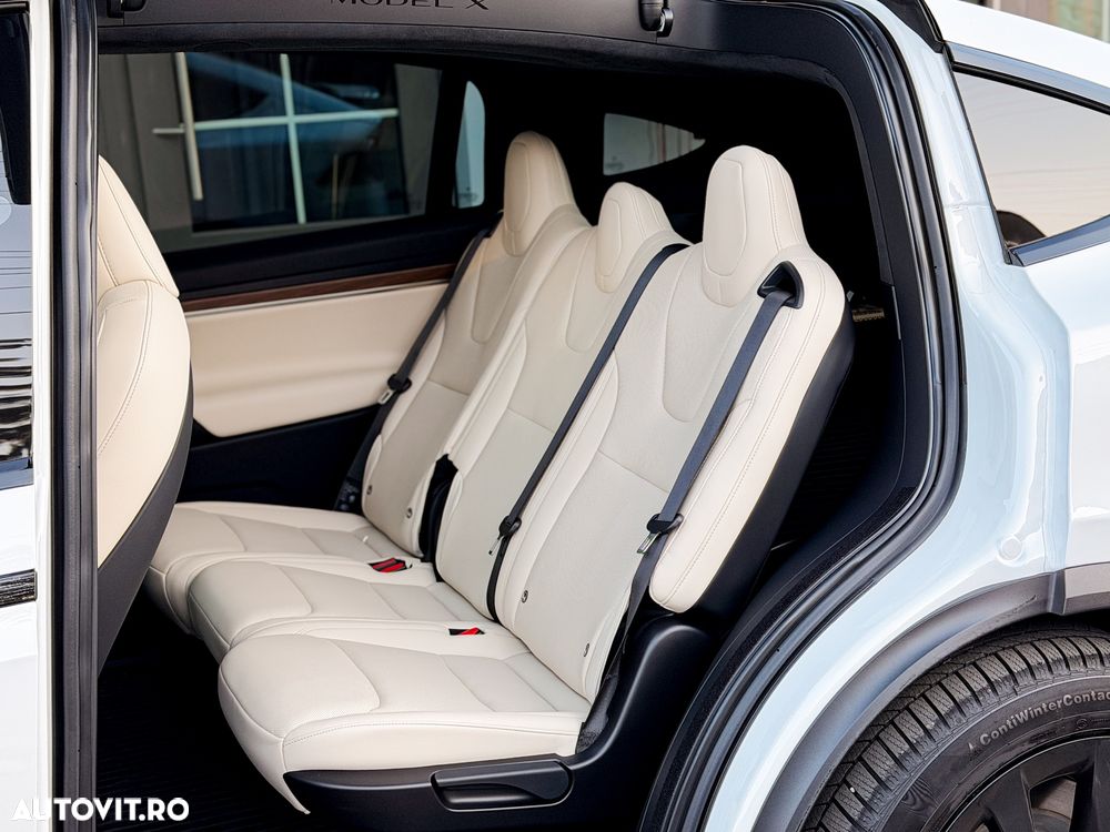 Tesla Model X Long Range - 21