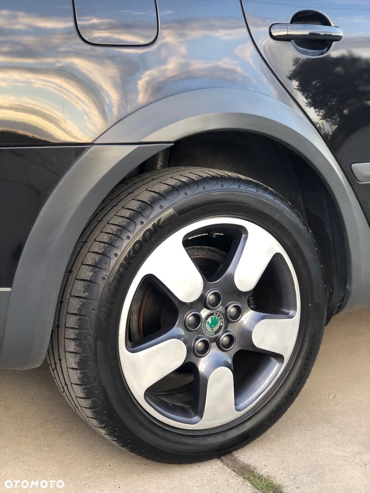 Skoda Octavia 2.0 TDI DPF 4x4 DSG Scout - 19