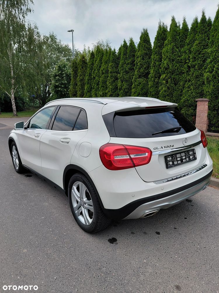 Mercedes-Benz GLA 180 (CDI) d - 30