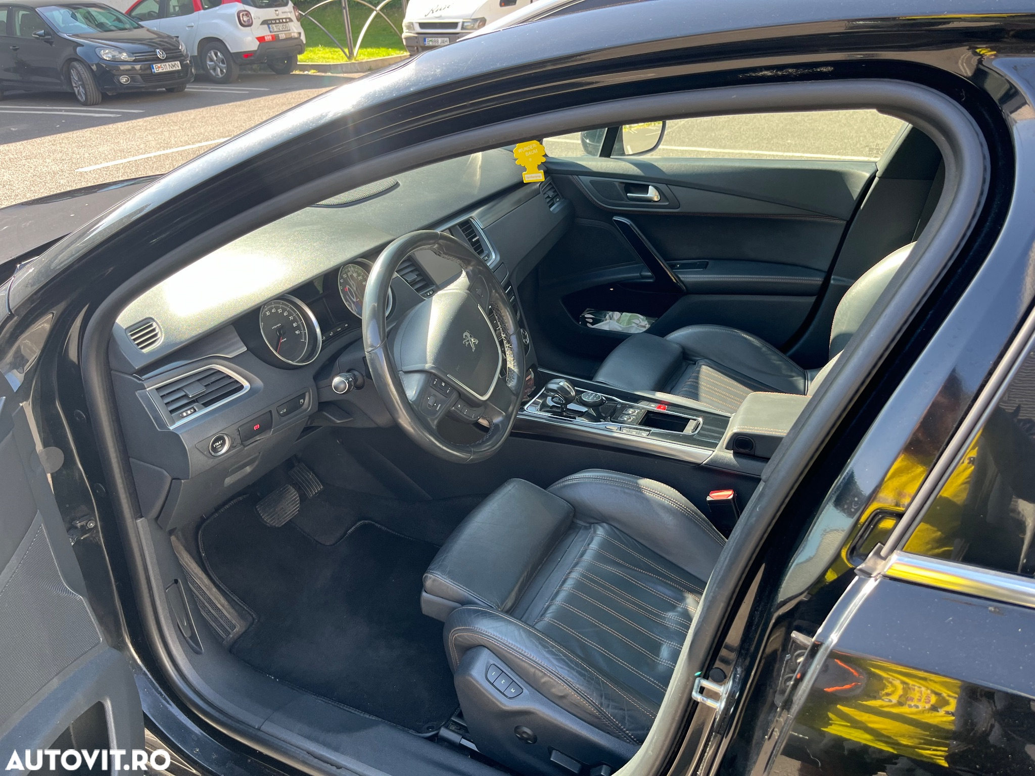 Peugeot 508 RXH Hybrid4 - 12