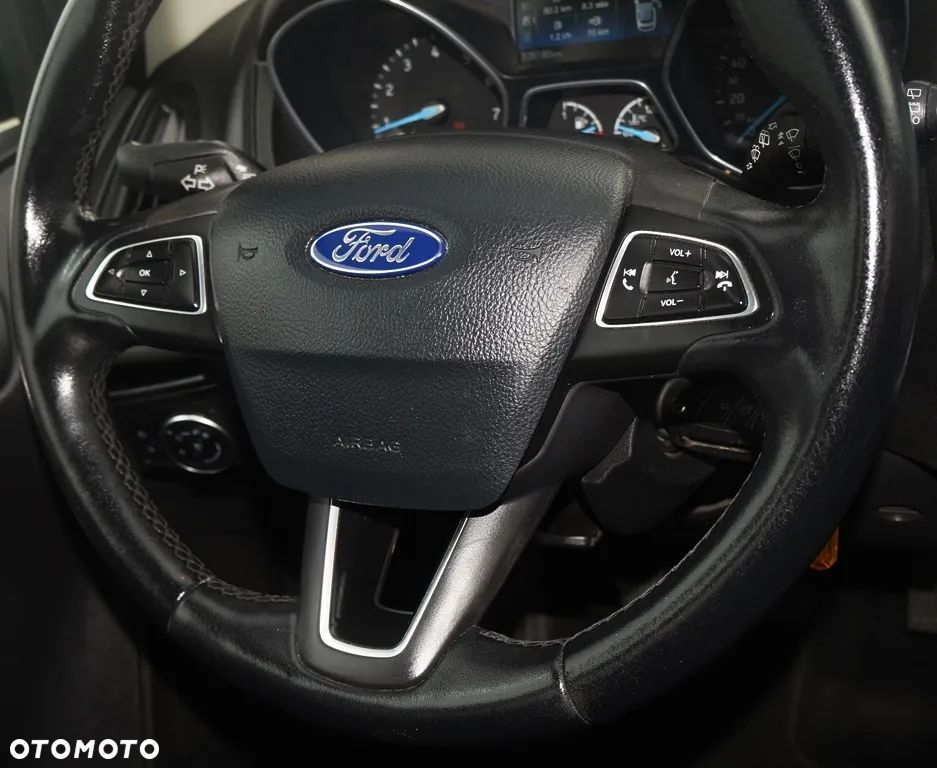 Ford Focus - 35