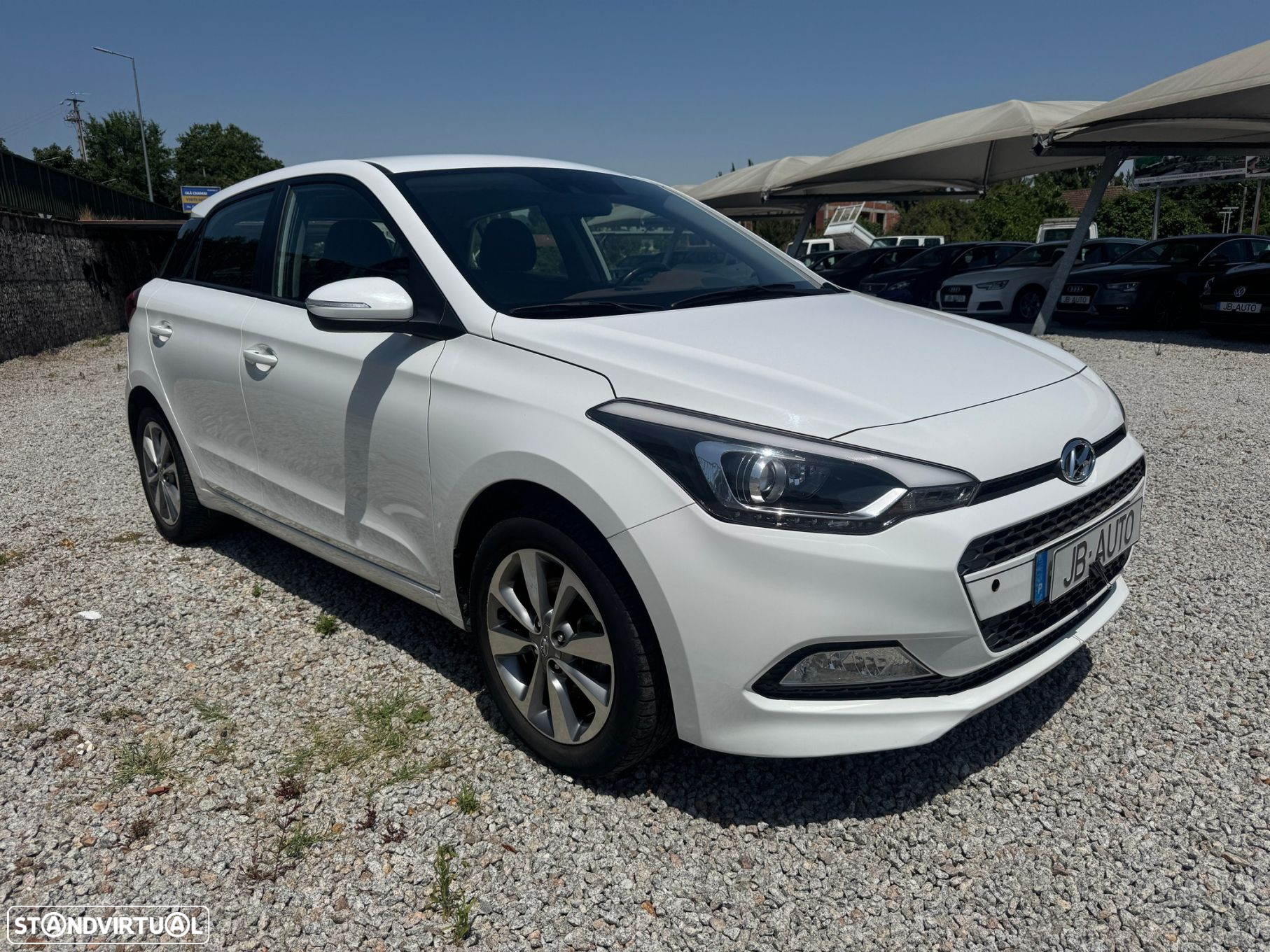 Hyundai i20 1.1 CRDi Access+Bluetooth - 3