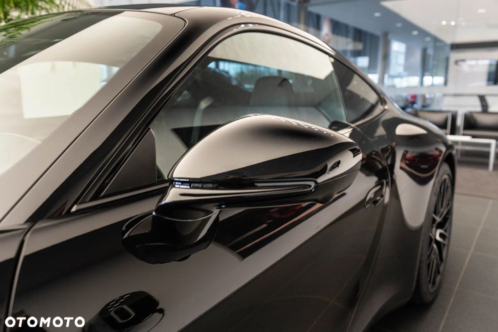 Porsche 911 Carrera 4S - 33