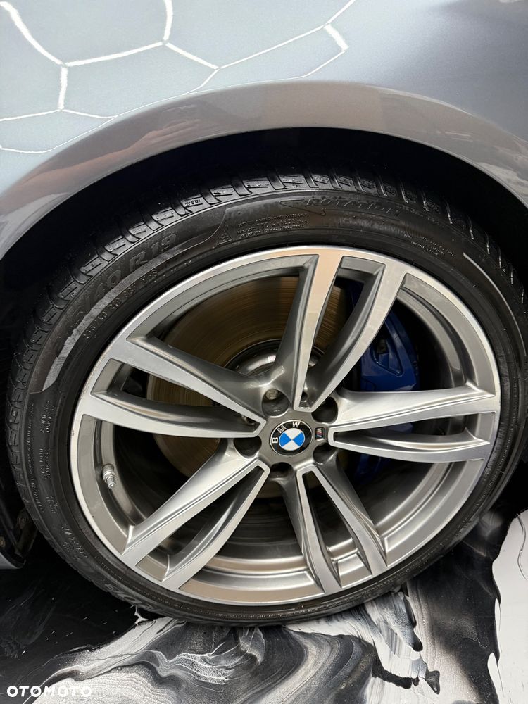 BMW Seria 5 M550i xDrive - 7