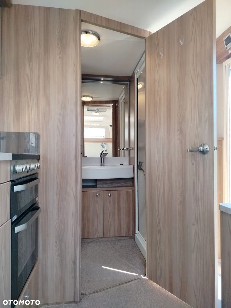 SWIFT Challenger 480 - 8