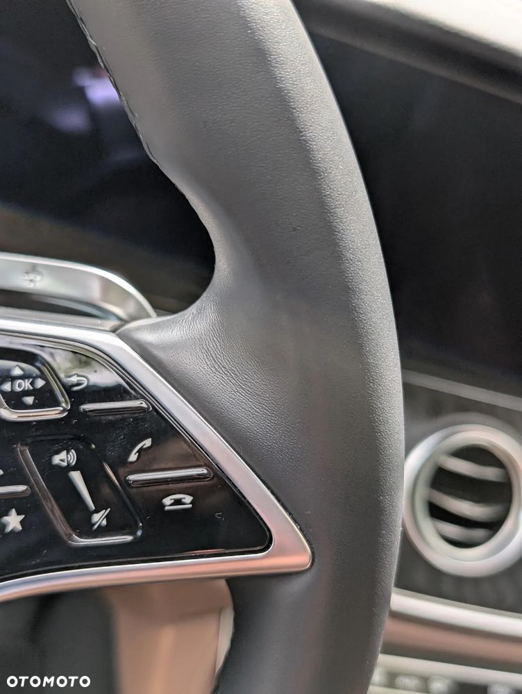 Mercedes-Benz Klasa E 400 d 4-Matic Exclusive - 13