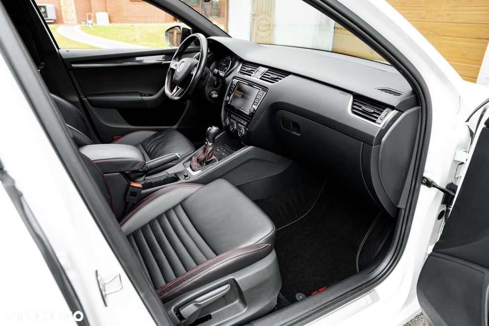Skoda Octavia 2.0 TDI 4x4 DSG RS - 21