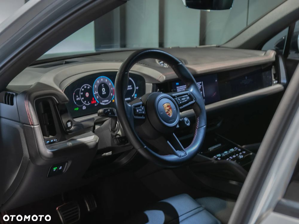 Porsche Cayenne - 17