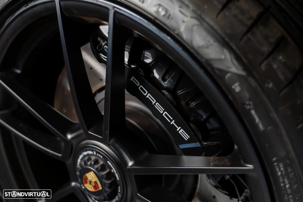 Porsche 911 (992) Carrera Cabrio 4 GTS PDK - 9