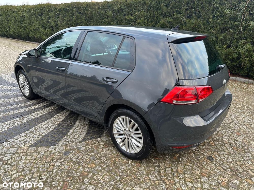 Volkswagen Golf 2.0 BlueTDI Cup - 3