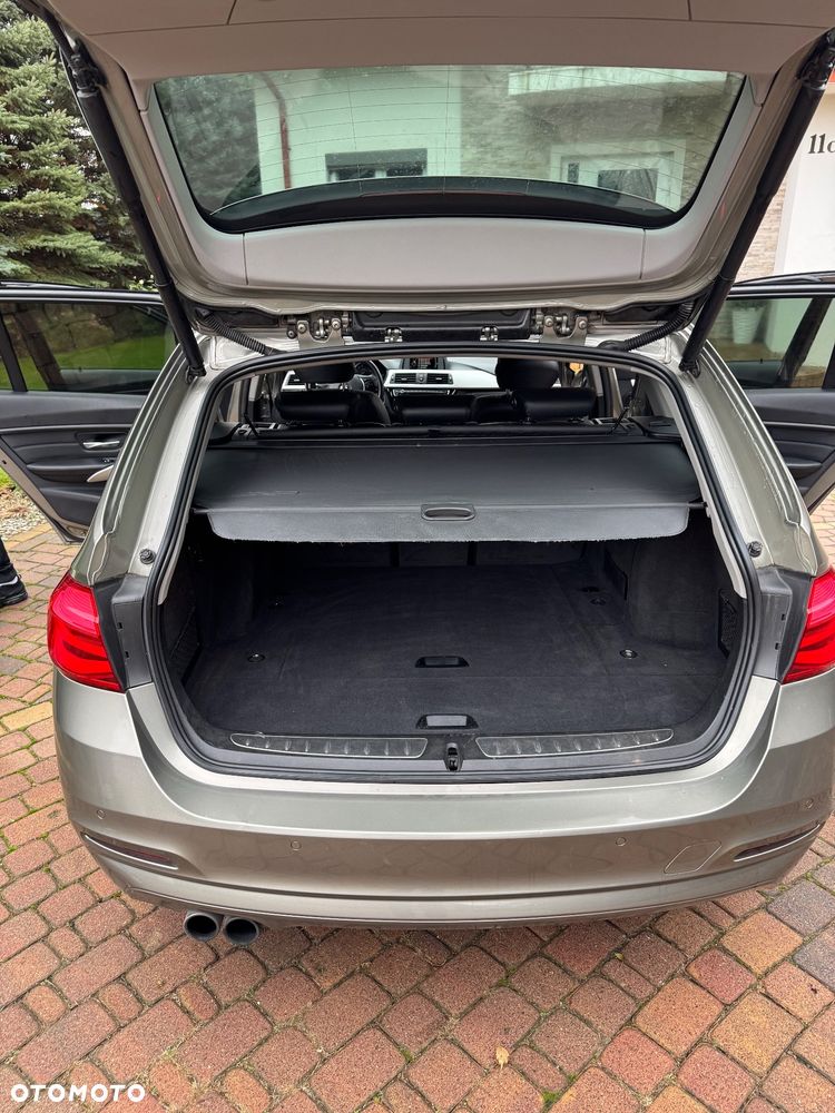 BMW Seria 3 320i xDrive - 8