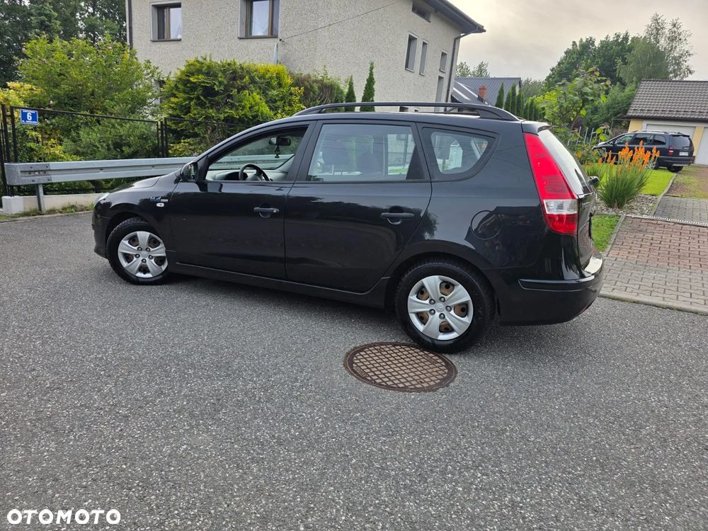 Hyundai i30 1.4 Base + World Cup - 27