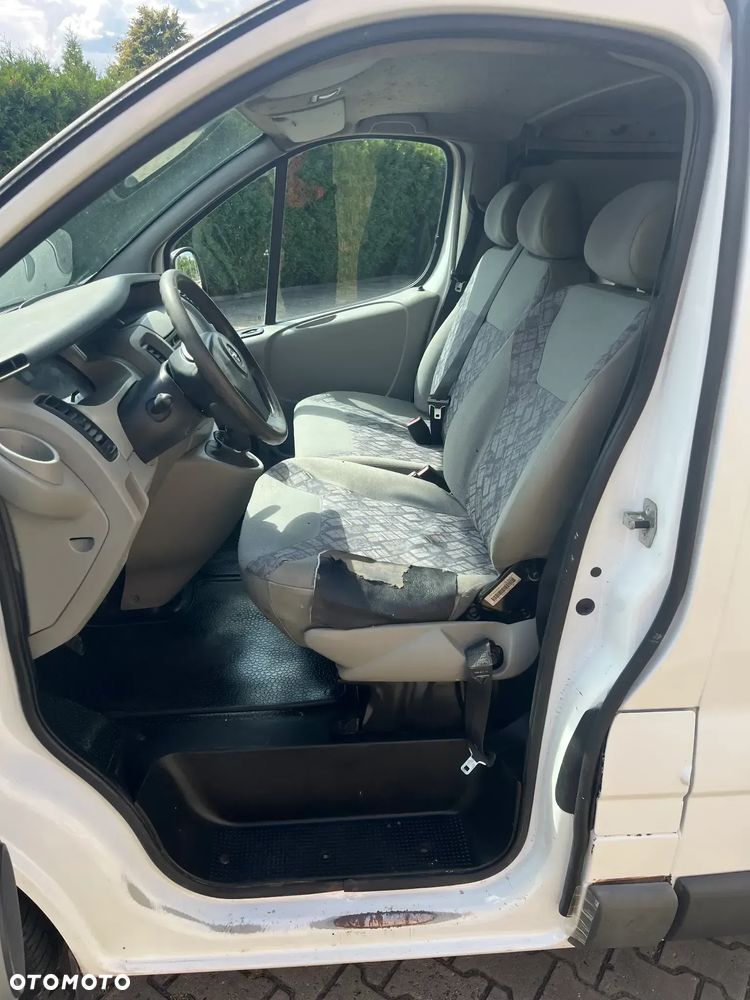 Opel VIVARO - 12