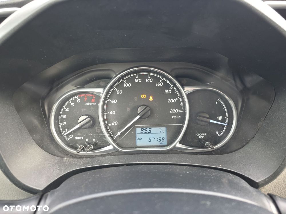 Toyota Yaris - 17