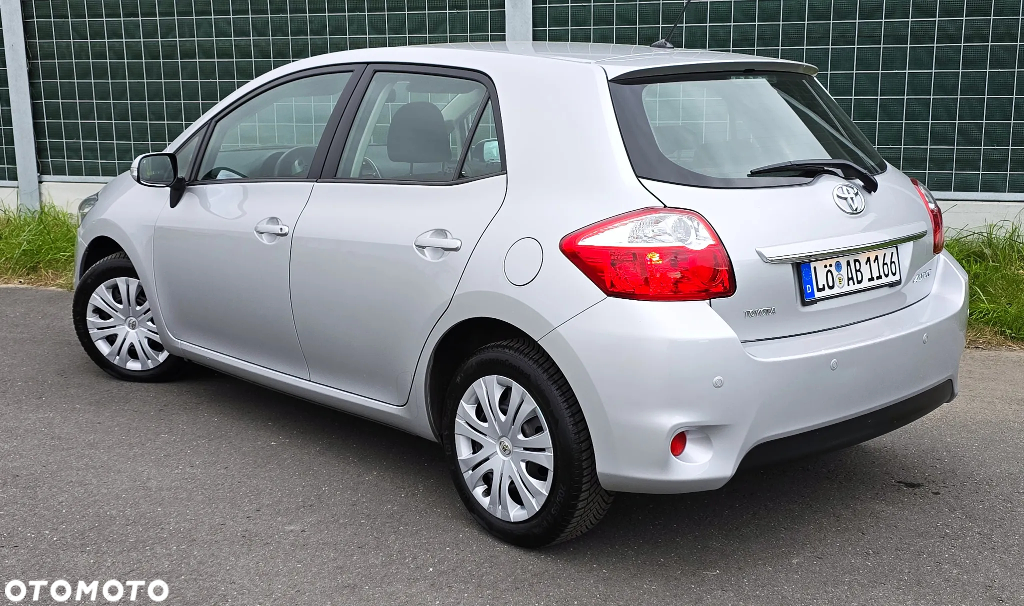 Toyota Auris 1.33 VVT-i Premium Comfort - 3