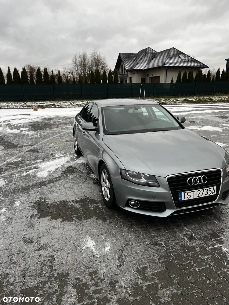 Audi A4 Limousine - 3