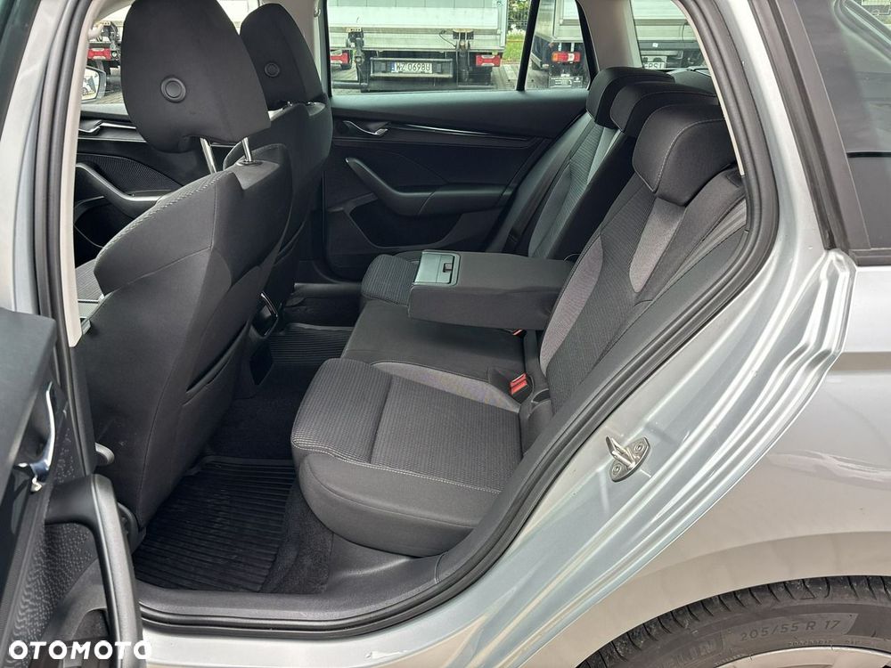 Skoda Octavia 1.5 TSI ACT Ambition - 19