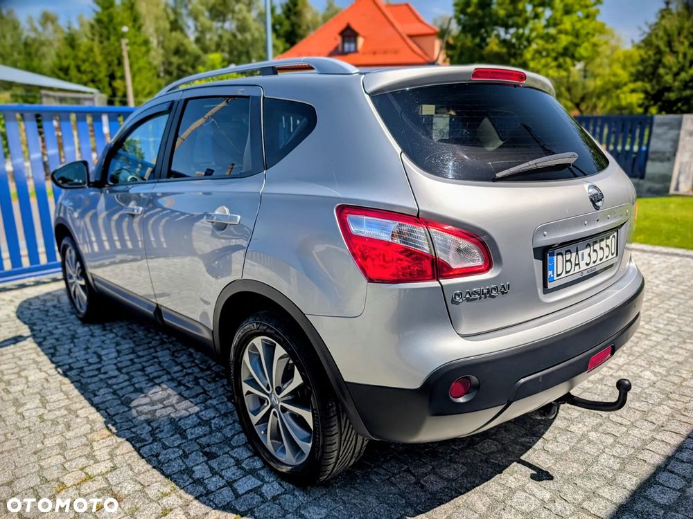 Nissan Qashqai 2.0 4x4 Tekna - 4
