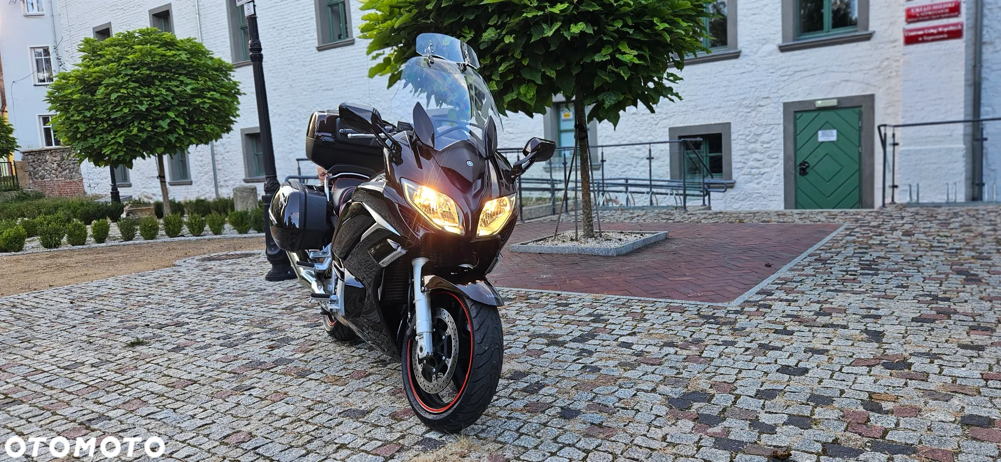 Yamaha FJR - 7