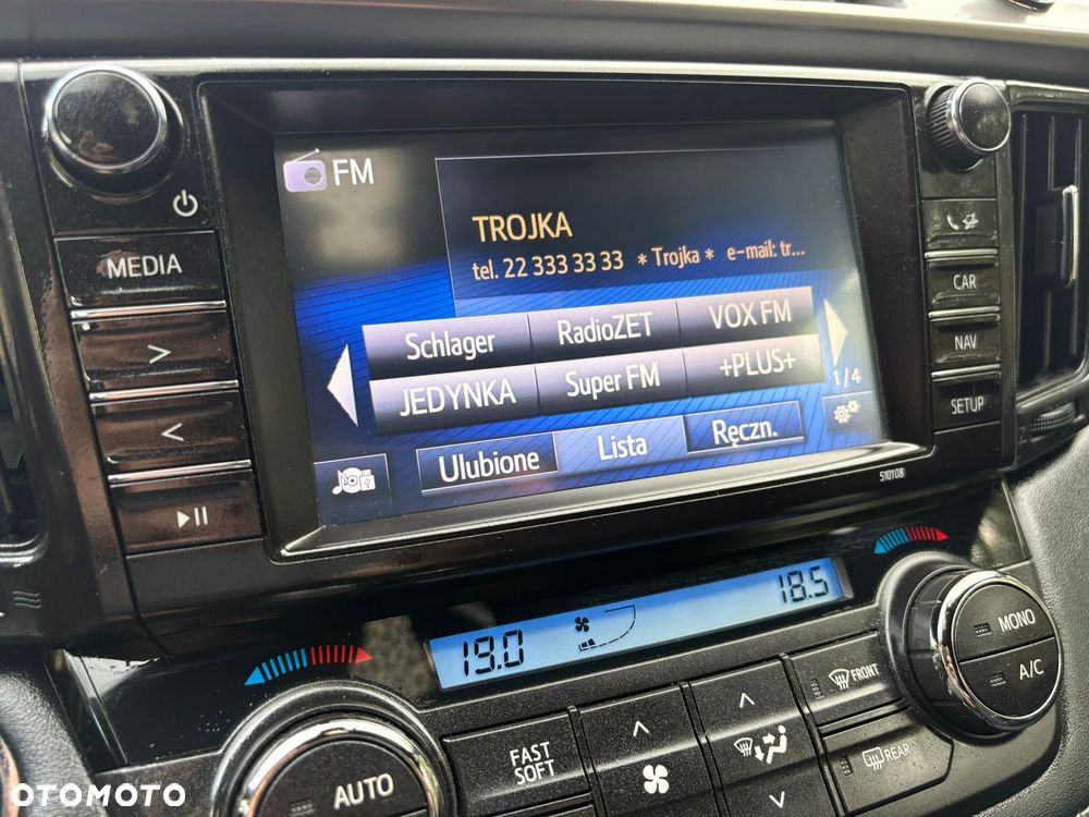 Toyota RAV4 - 8