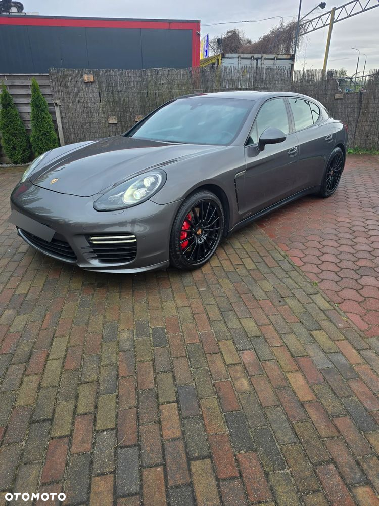 Porsche Panamera GTS - 7