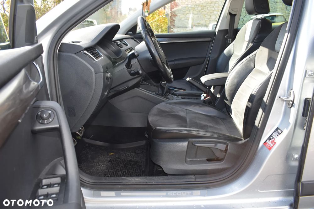 Skoda Octavia Scout 2.0 TDI 4x4 - 19
