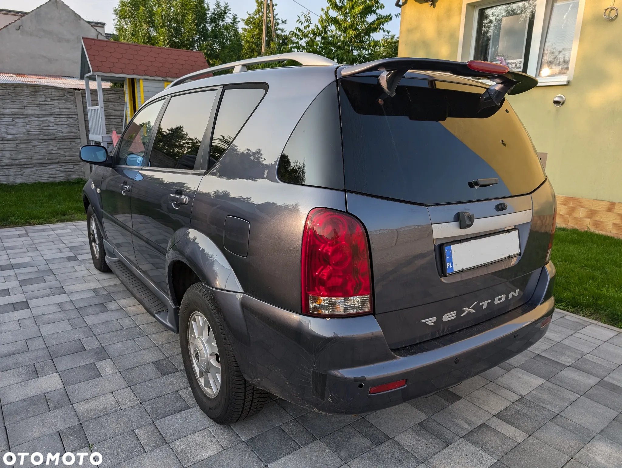 SsangYong/KGM Rexton - 4