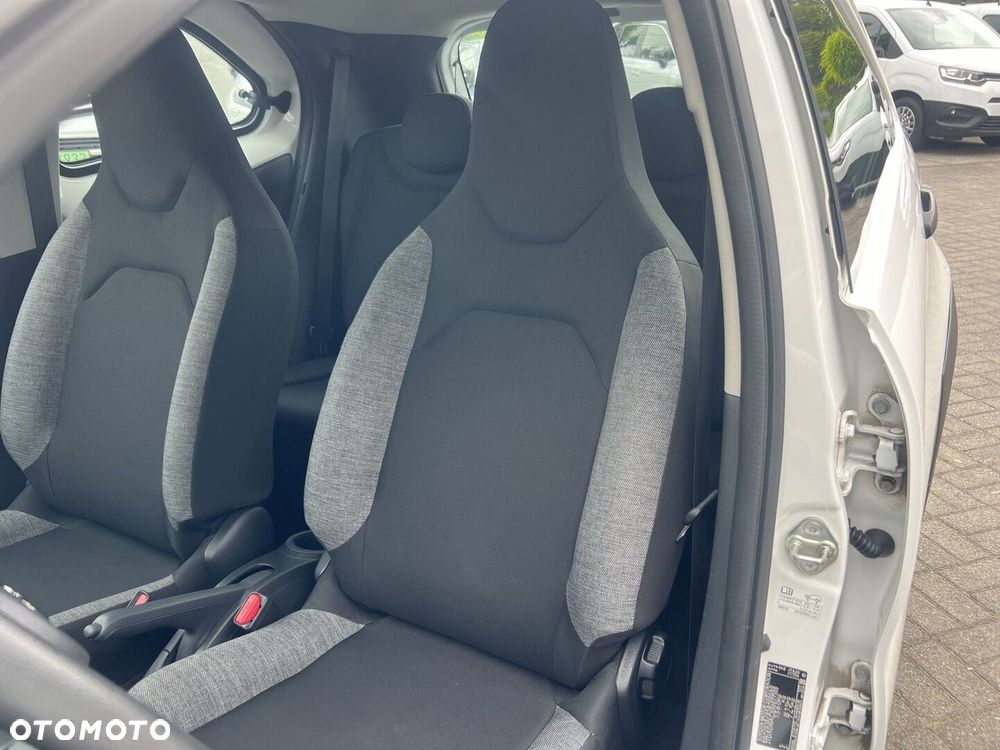 Toyota Aygo X - 14