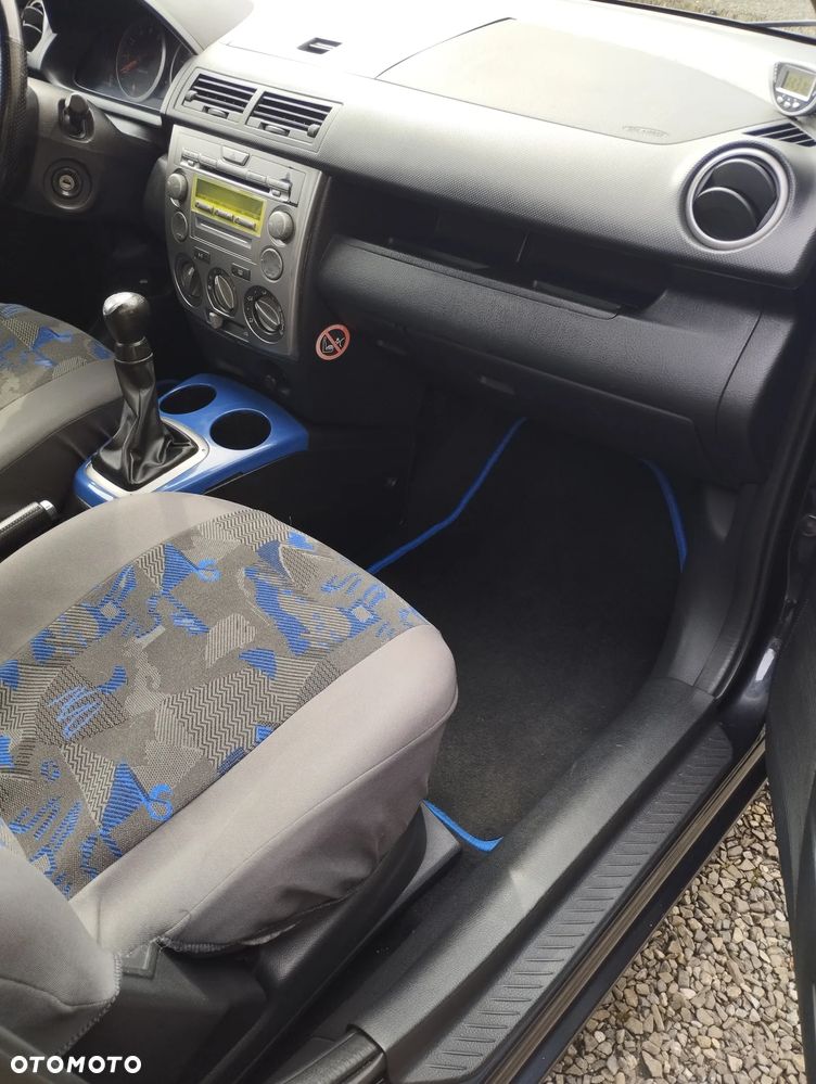 Mazda 2 1.6 Exclusive - 9