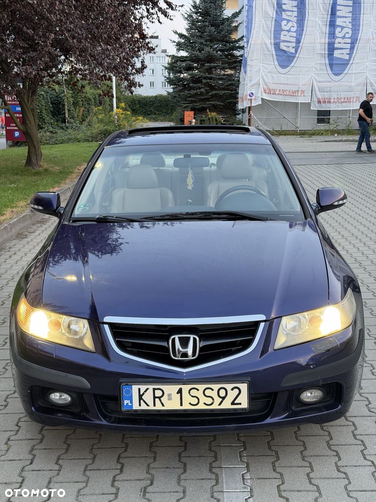 Honda Accord - 2