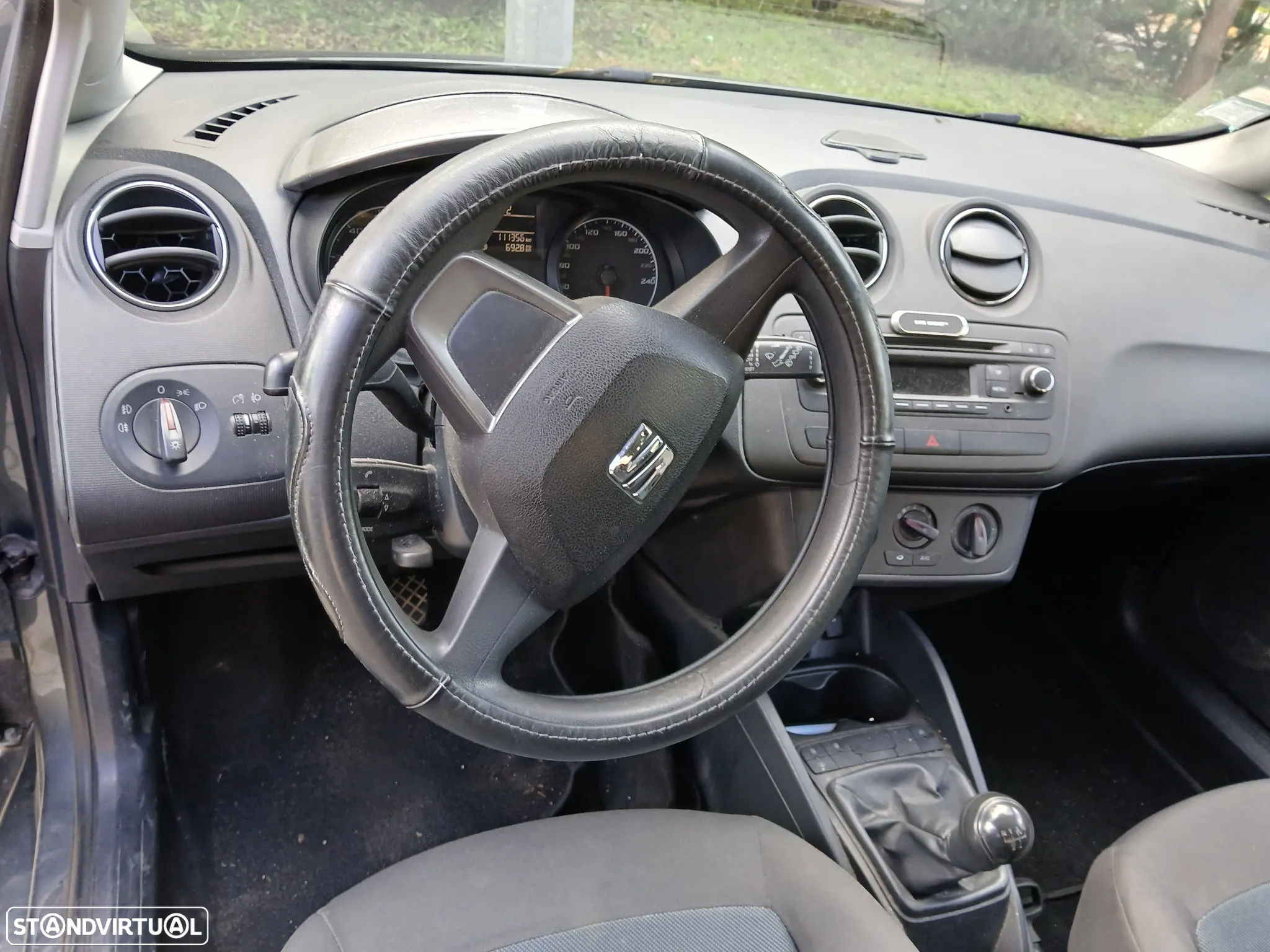 SEAT Ibiza 1.2 12V I-Tech - 8