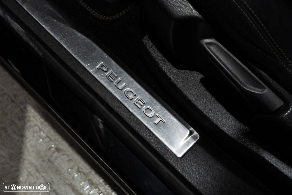 Peugeot 3008 1.5 BlueHDi GT Line EAT8 - 56