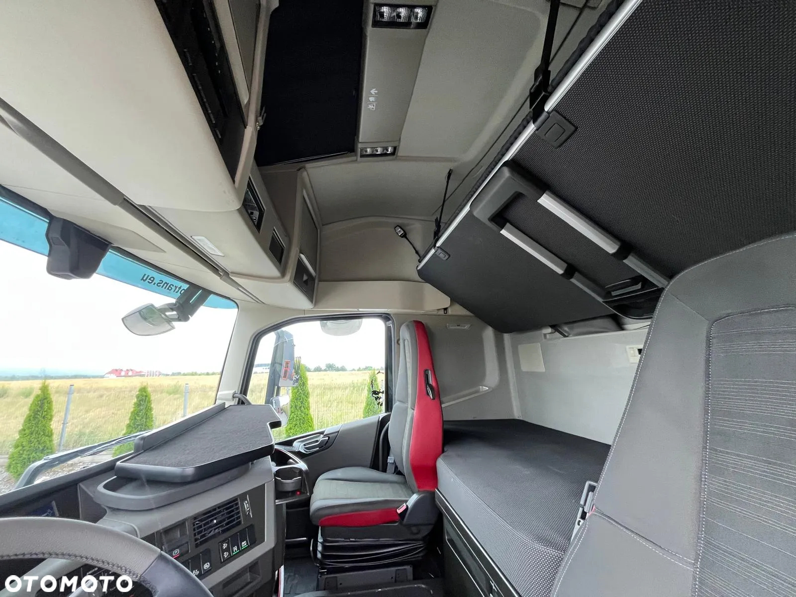 Volvo FH500 / 2021 / NISKI PRZEB / LEKKI 7000 kg / SPROWADZONY Z NIEMIEC - 27