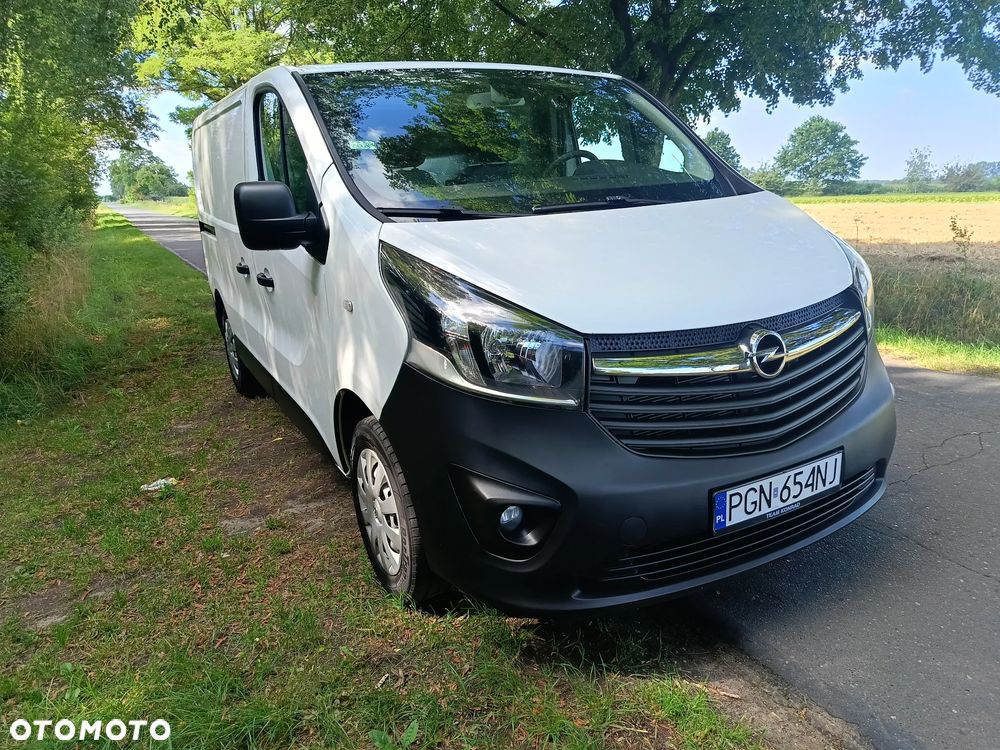 Opel Vivaro - 8