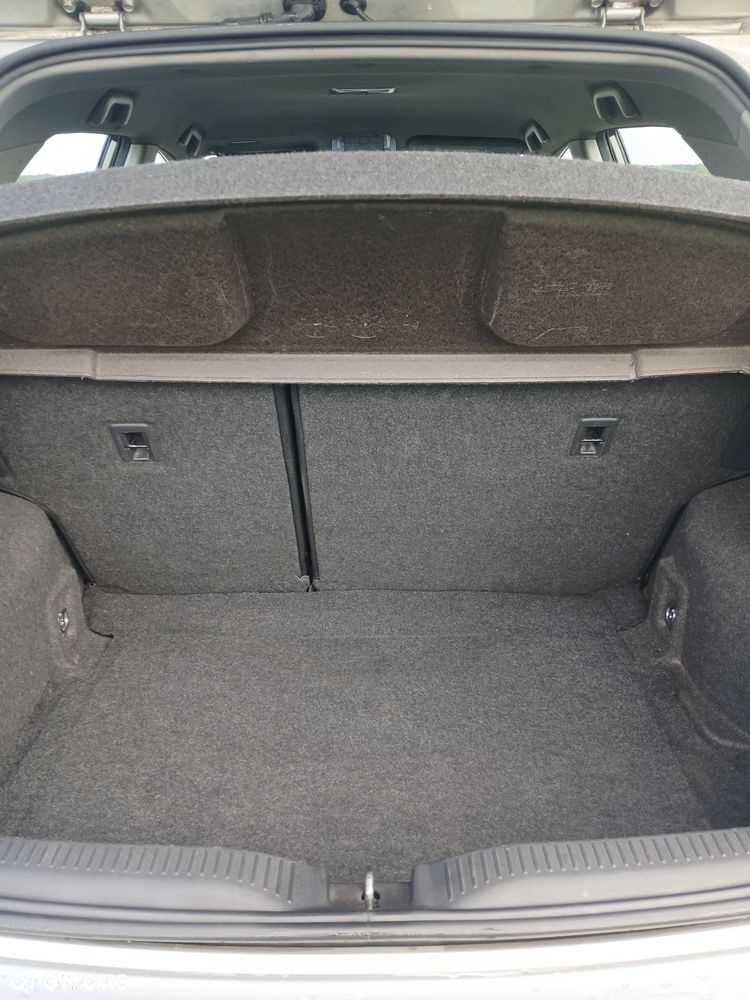 Toyota Auris 1.4 D-4D Terra - 5