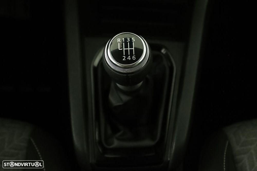 Renault Clio 1.0 TCe Evolution - 15