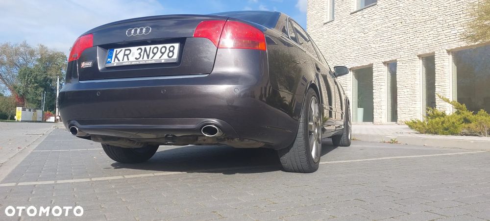 Audi A4 Limousine 2.0 TDI DPF - 11