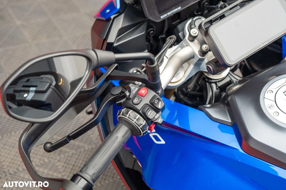 BMW F 900R Force - 17