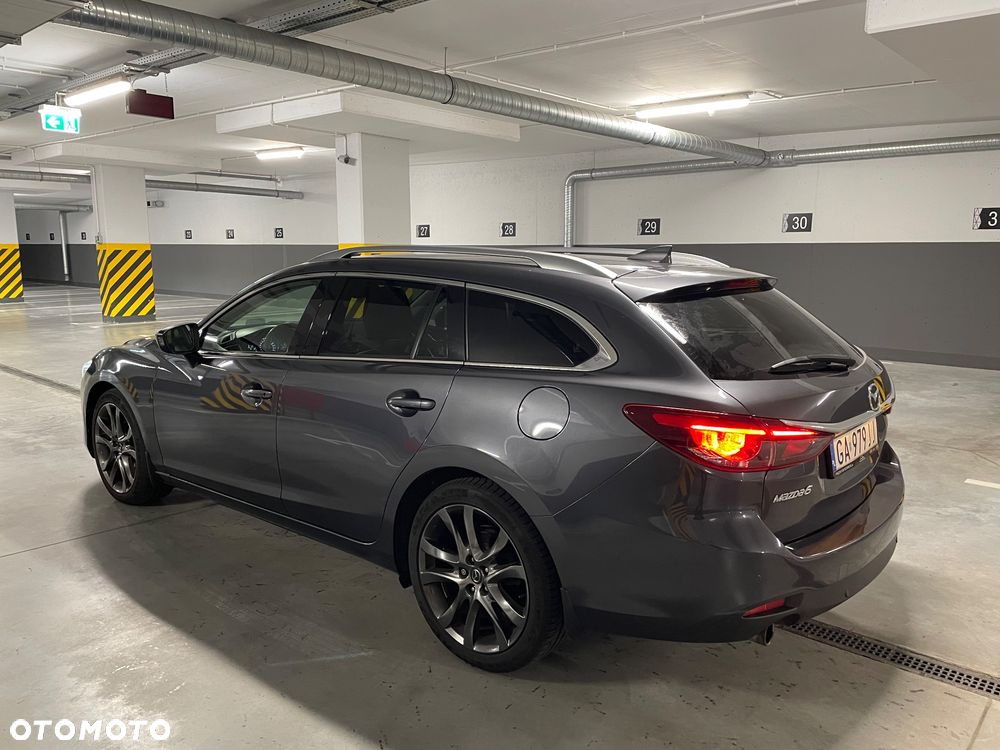 Mazda 6 - 4