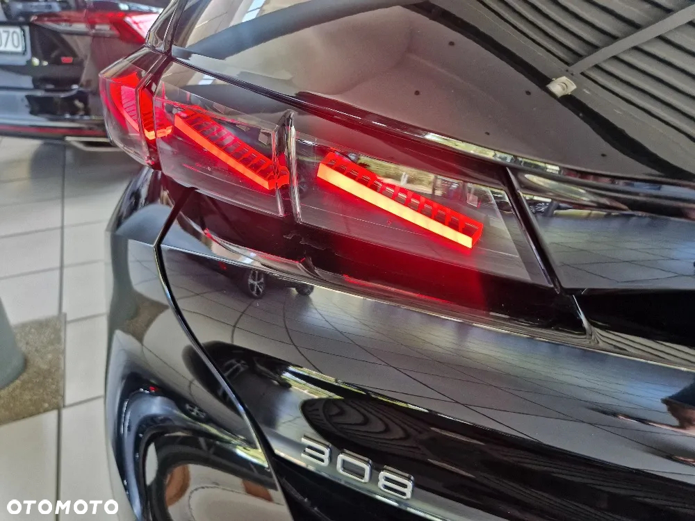Peugeot 308 1.2 PureTech GT S&S EAT8 - 9