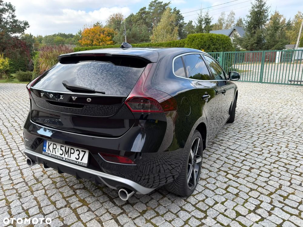 Volvo V40 D4 Drive-E R-Design Momentum - 5