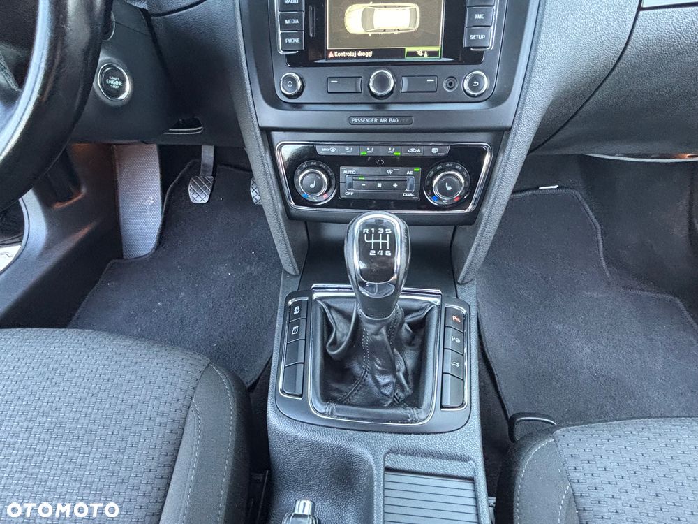 Skoda Superb 2.0 TDI Active - 36