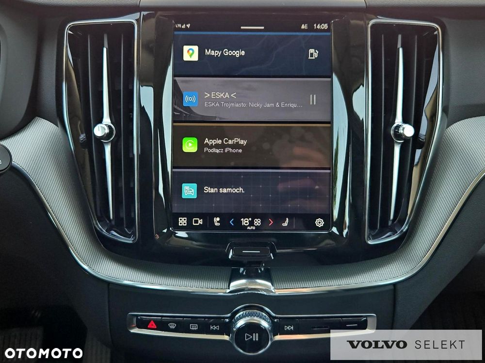 Volvo XC 60 B5 B AWD Plus Dark - 18